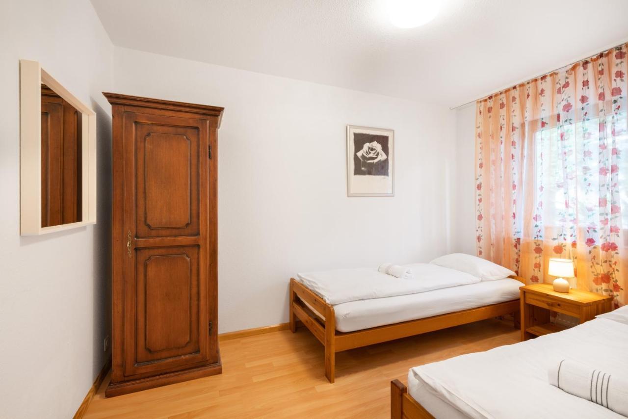 Between Lakes Apartments - 58 Интерлакен Экстерьер фото