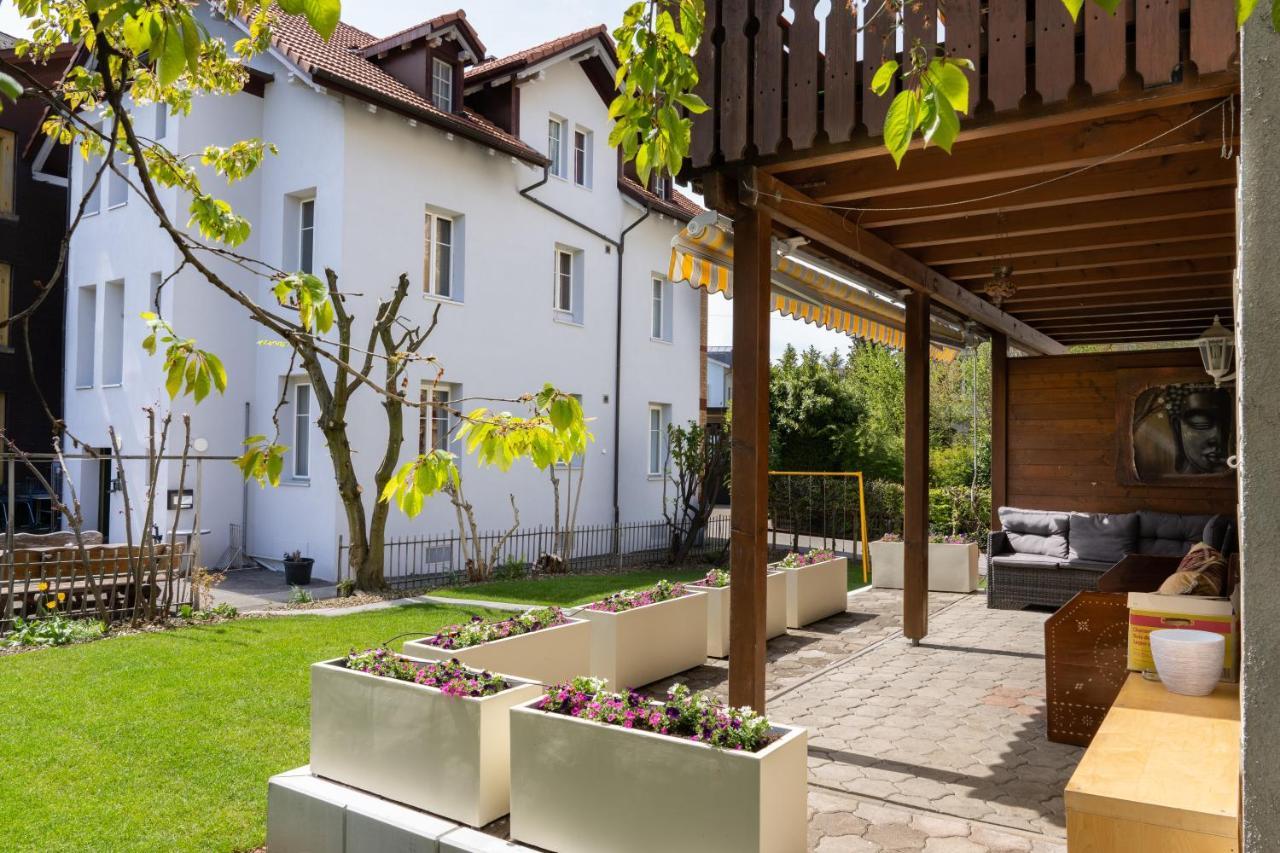 Between Lakes Apartments - 58 Интерлакен Экстерьер фото
